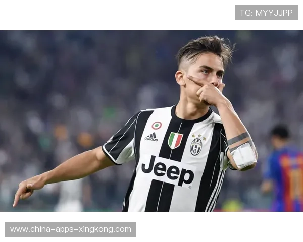 尤文边路传中制造混乱，迪巴拉回敲成绝佳入球